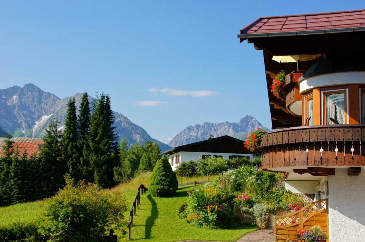 Landhaus Wild Riezlern Exteriör bild